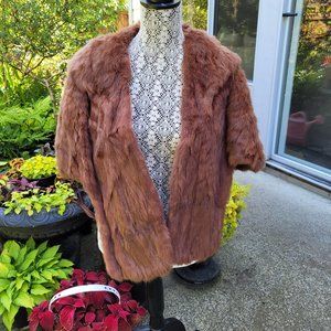 AVENUE FURS VANCOUVER VINTAGE SQUIRREL FUR STOLE